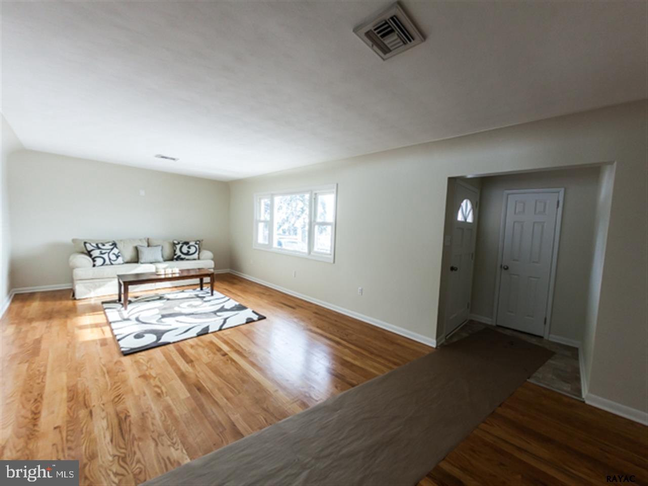 5133 East Prospect Road York, PA 17406 - Photo 4 of 36 Gallery Image 4