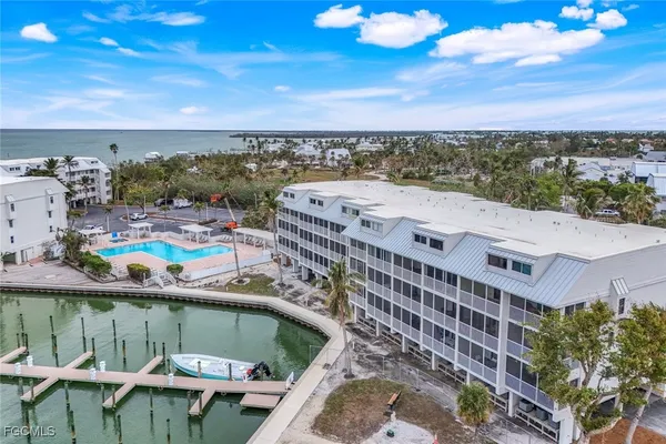 $489,000 | 4216 Bayside Villas, Captiva, FL 33924