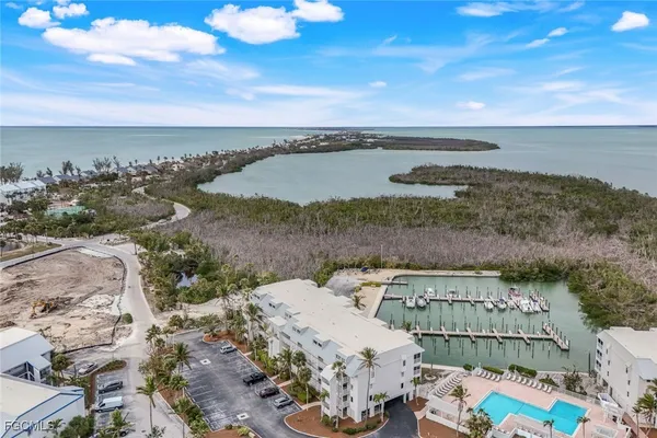 $489,000 | 4216 Bayside Villas, Captiva, FL 33924