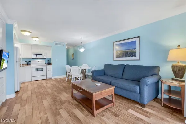 $489,000 | 4216 Bayside Villas, Captiva, FL 33924