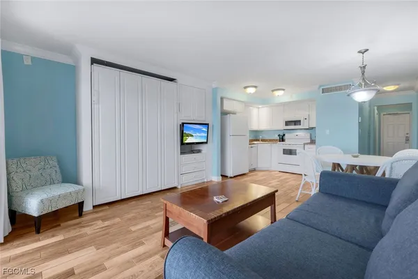 $489,000 | 4216 Bayside Villas, Captiva, FL 33924