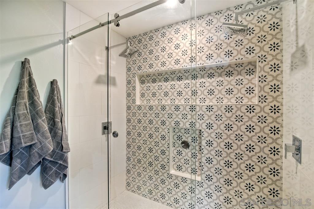 4114 North Rogers Road Spring Valley, CA 91977 - Photo 7 of 22