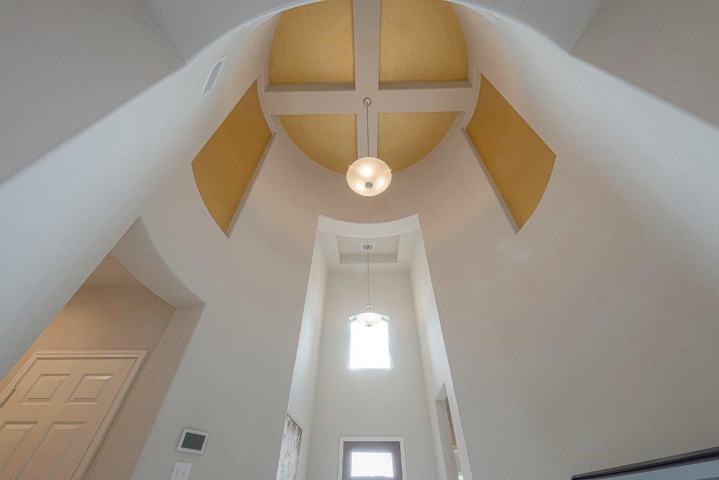 1061 Apple Ridge Road Magnolia, TX 77355 - Photo 5 of 49 a view of a hallway with entryway