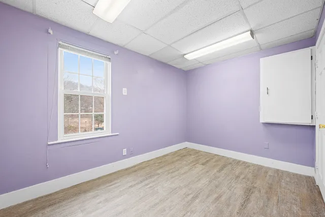 $560,000 | 2 Norwich Road, East Haddam, CT 06423