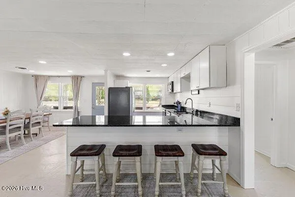 $675,000 | 1922 Bella Coola Road, Lake Waccamaw, NC 28450