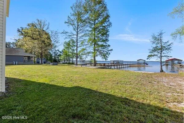 $675,000 | 1922 Bella Coola Road, Lake Waccamaw, NC 28450