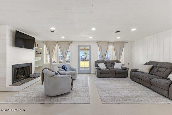 1922 Bella Coola Road Lake Waccamaw, NC 28450 - Photo 6 of 64 m_8_501a2496