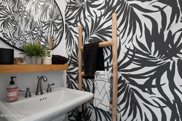 $575,000 | 2026 Bent Oaks Boulevard, Biloxi, MS 39531