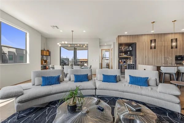 $15,000 | 8475 Michael Cherry Avenue, Unit 420, Las Vegas, NV 89113