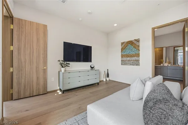 $15,000 | 8475 Michael Cherry Avenue, Unit 420, Las Vegas, NV 89113