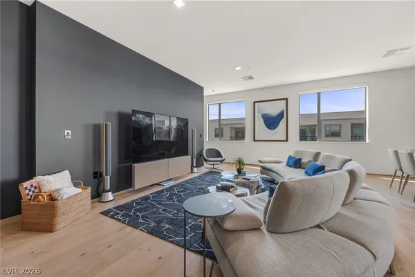 $15,000 | 8475 Michael Cherry Avenue, Unit 420, Las Vegas, NV 89113