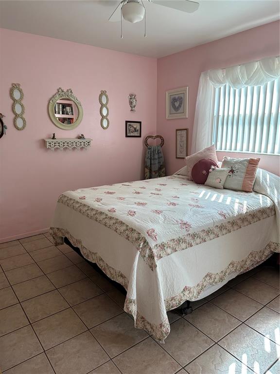 1427 Amy Circle Spring Hill, FL 34606 - Photo 18 of 23