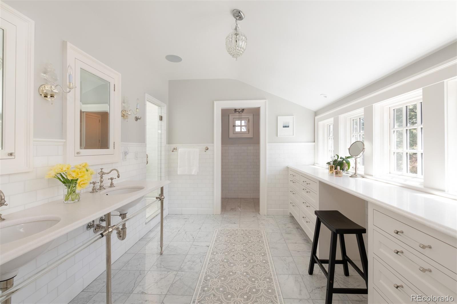 400 Circle Drive Denver, CO 80206 - Photo 19 of 40