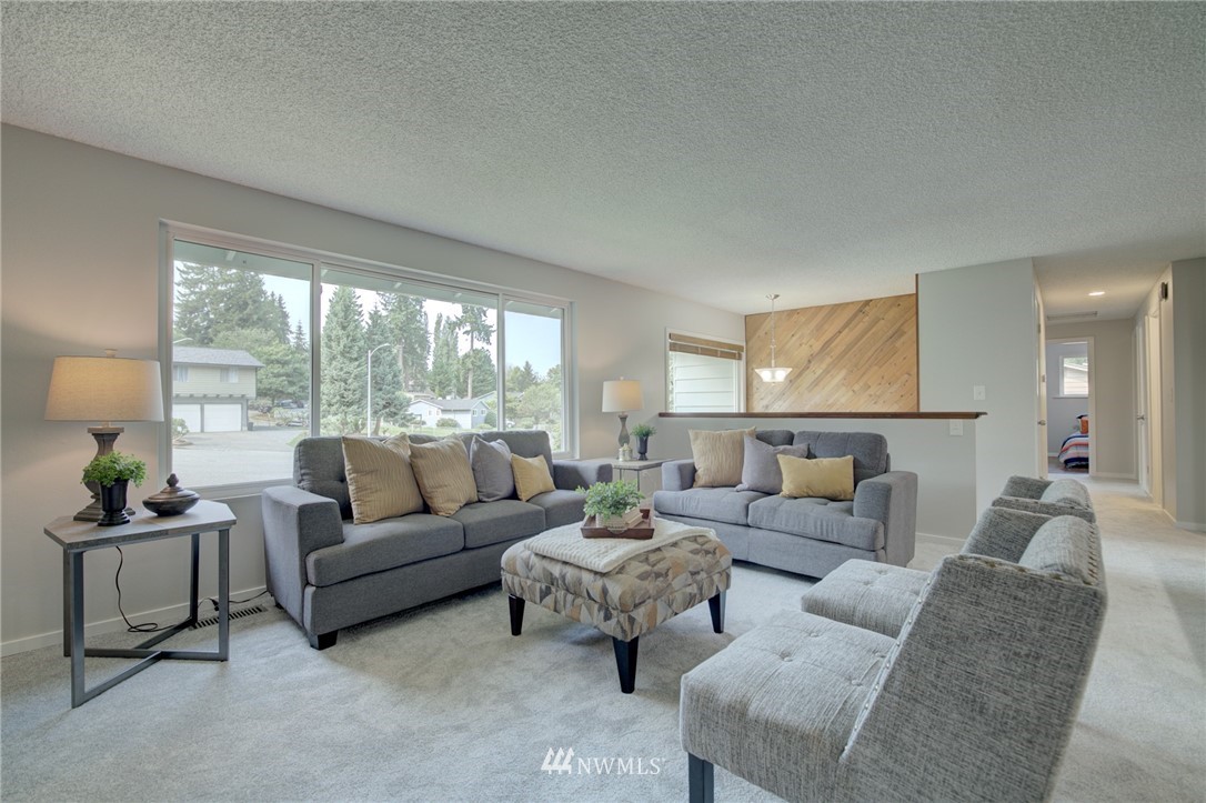 21909 6th Avenue West Bothell, WA 98021 - Photo 4 of 29