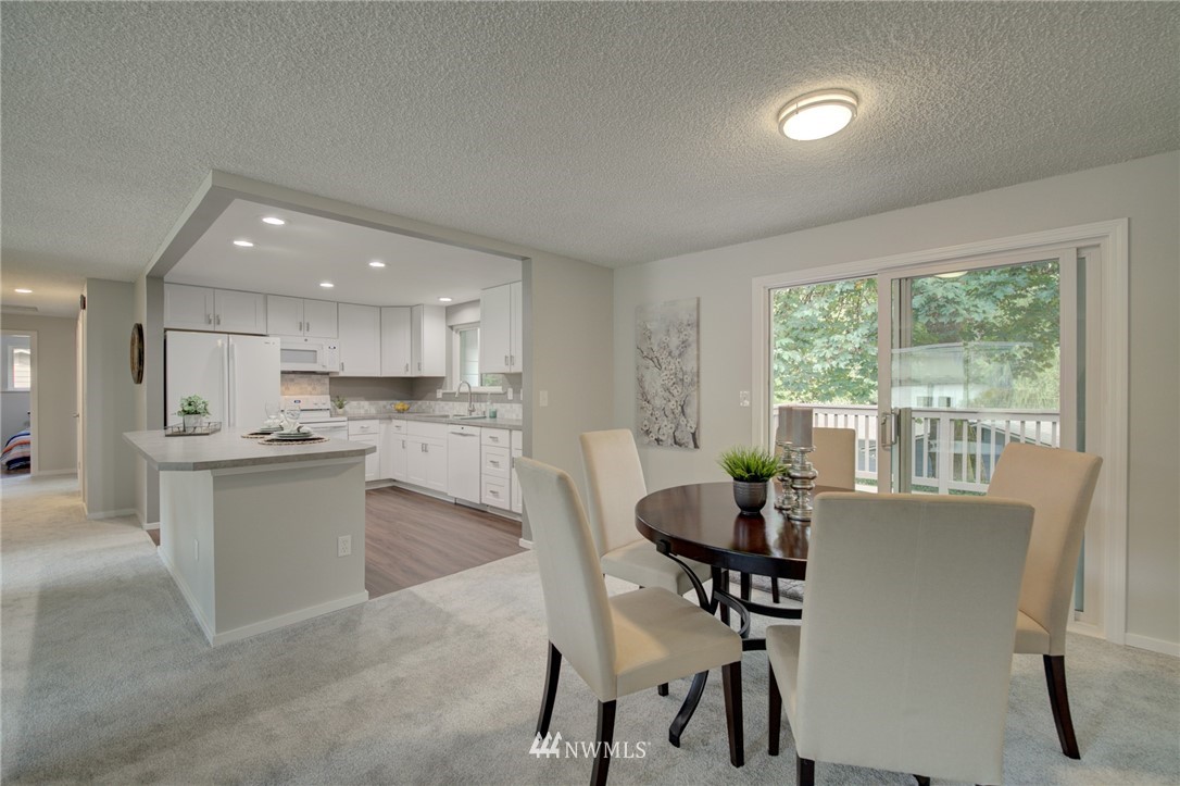21909 6th Avenue West Bothell, WA 98021 - Photo 8 of 29