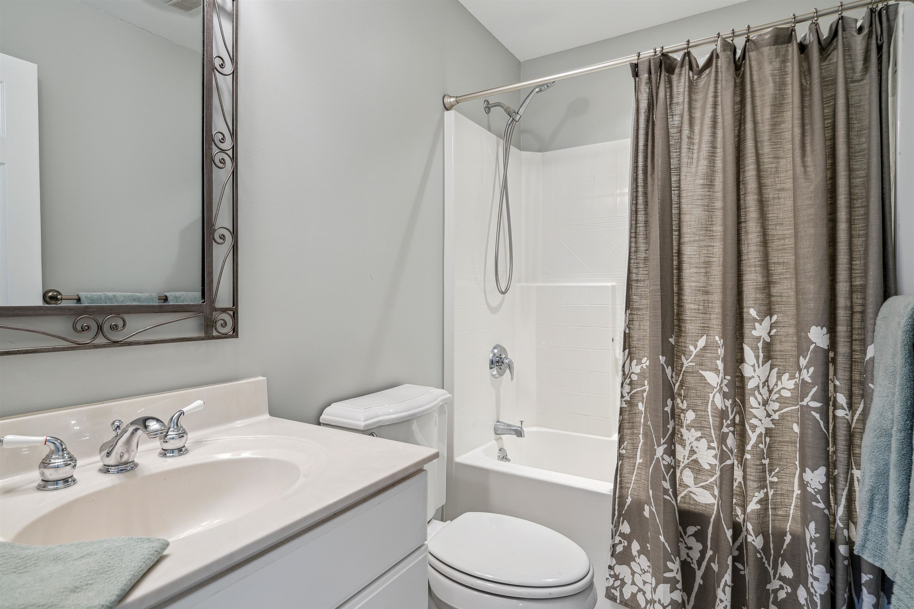 358 Cowdrey Path Woodstock, VT 05071 - Photo 21 of 32