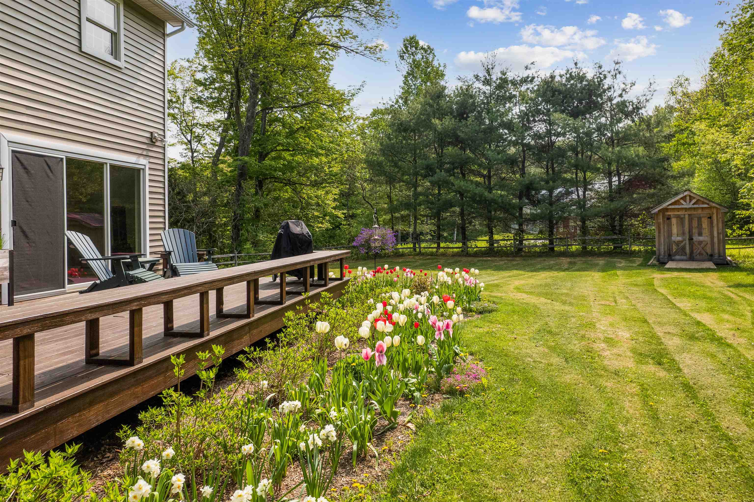 358 Cowdrey Path Woodstock, VT 05071 - Photo 4 of 32