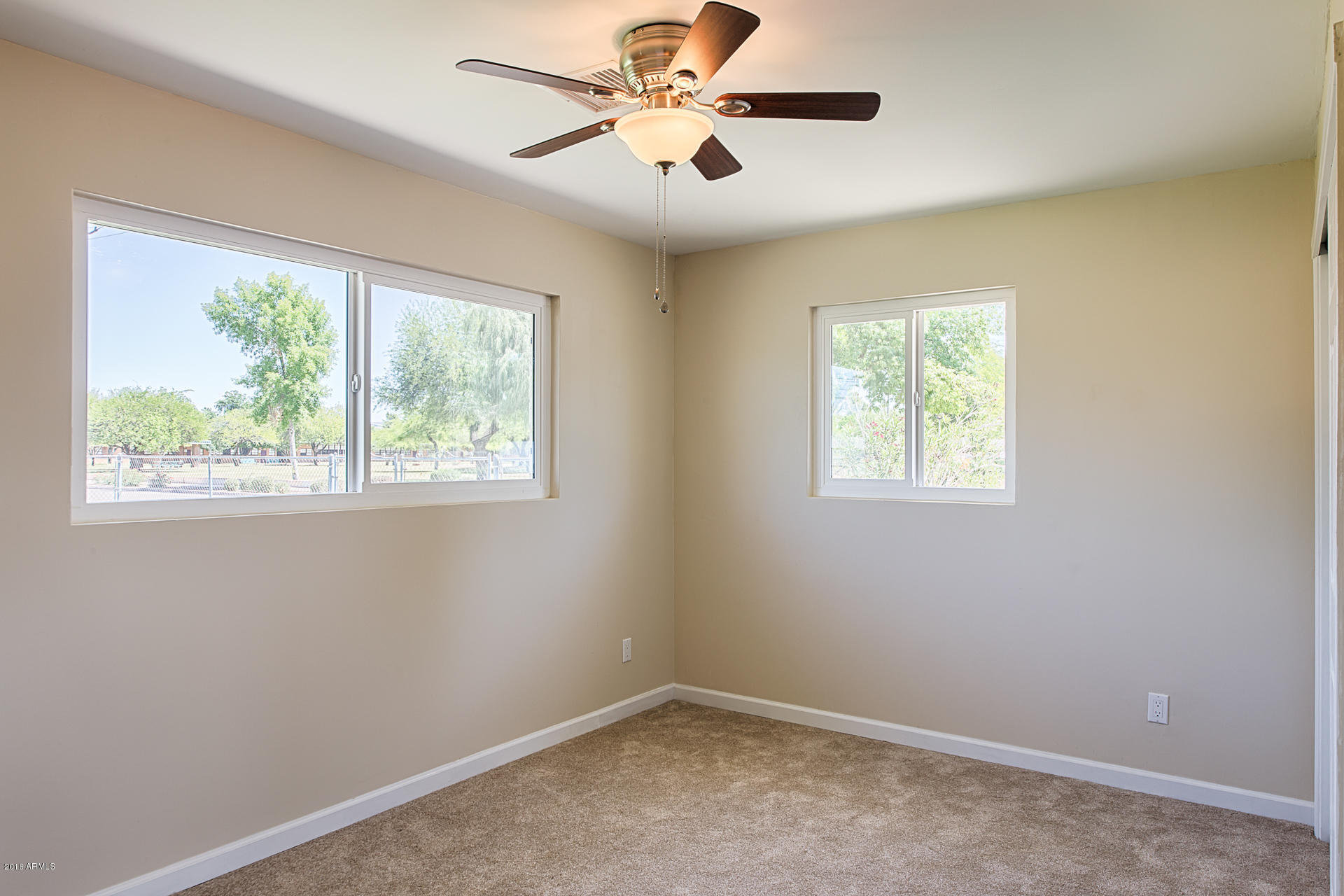 800 West Elna Rae Street Tempe, AZ 85281 - Photo 15 of 26 800 W Elna Rae St-16