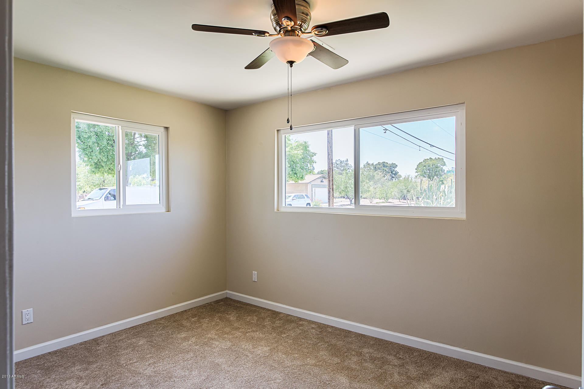 800 West Elna Rae Street Tempe, AZ 85281 - Photo 18 of 26 800 W Elna Rae St-19