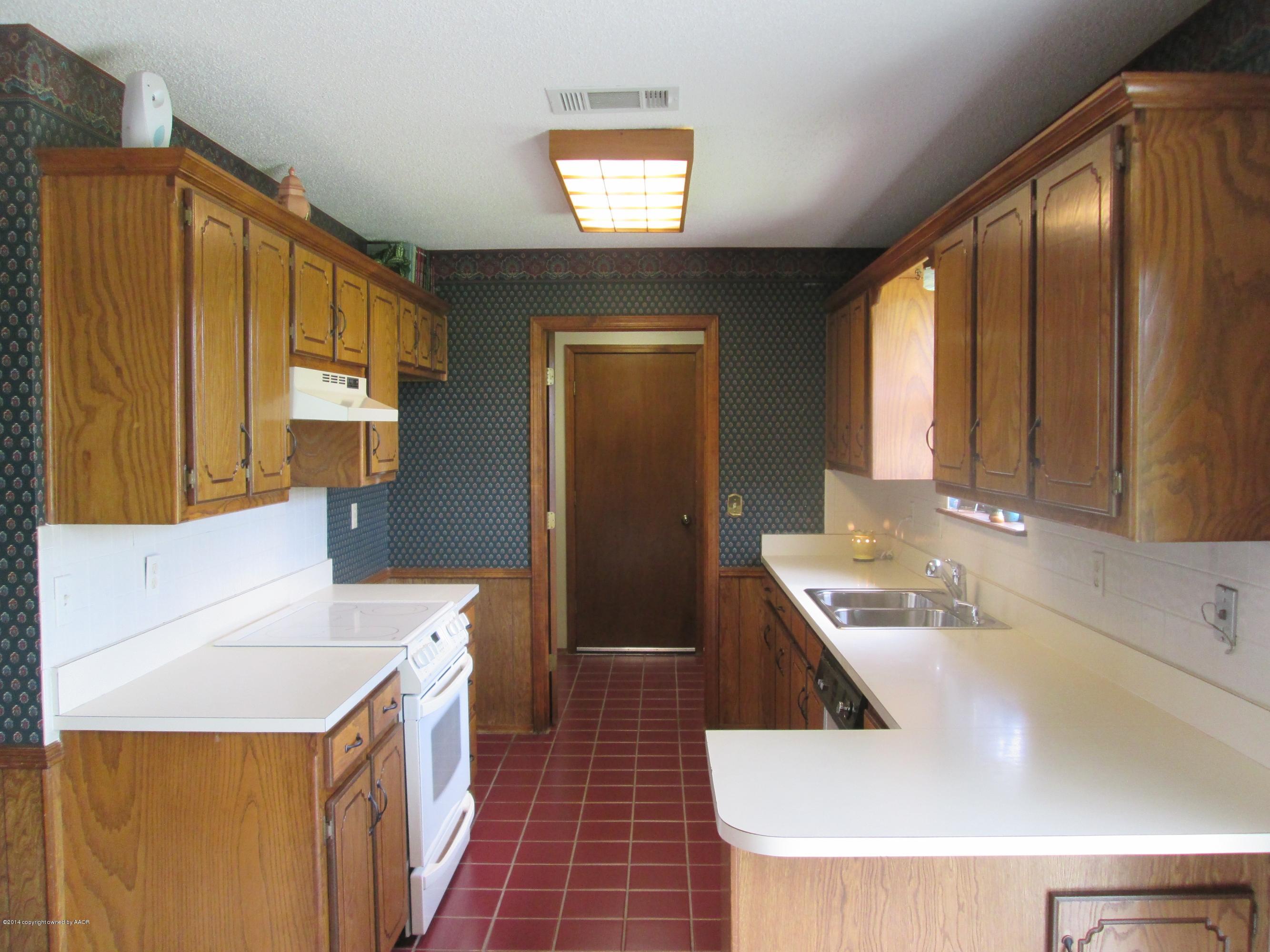105 Racine Trail Amarillo, TX 79108 - Photo 11 of 34 Kitchen