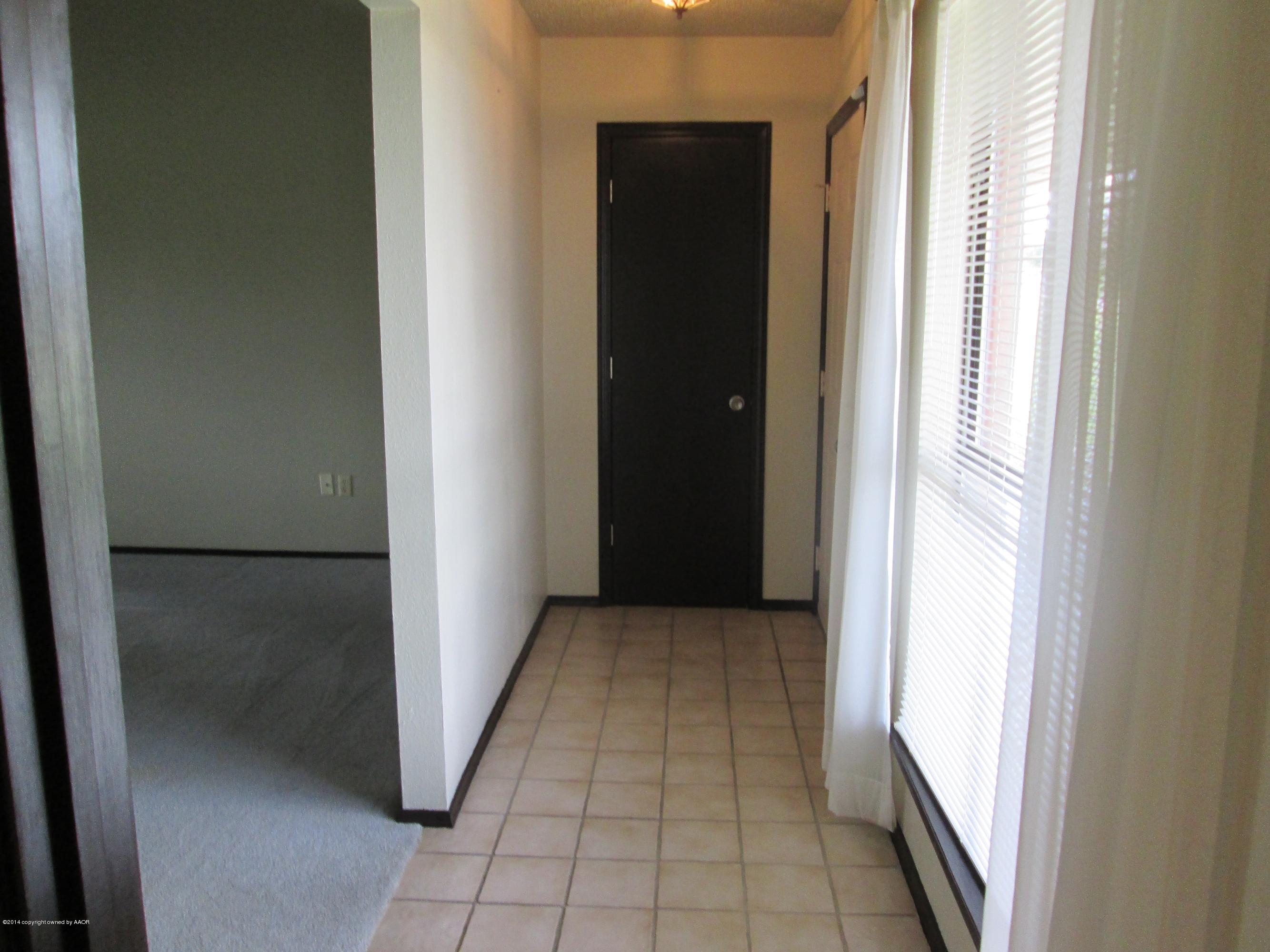 105 Racine Trail Amarillo, TX 79108 - Photo 8 of 34 Entry