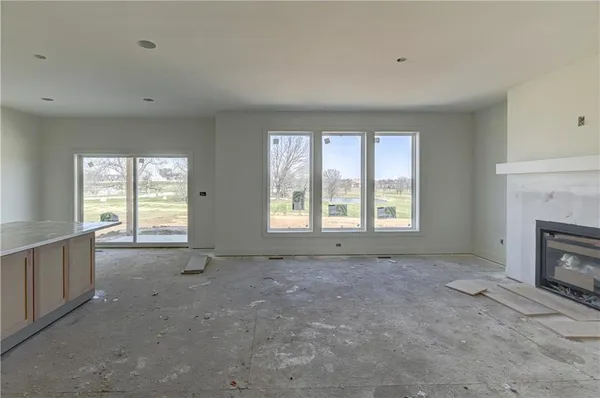 $549,900 | 6410 Northwest 98th Street, Kansas City, MO 64154