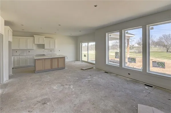 $549,900 | 6410 Northwest 98th Street, Kansas City, MO 64154
