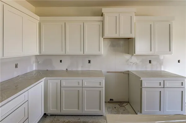 $549,900 | 6410 Northwest 98th Street, Kansas City, MO 64154