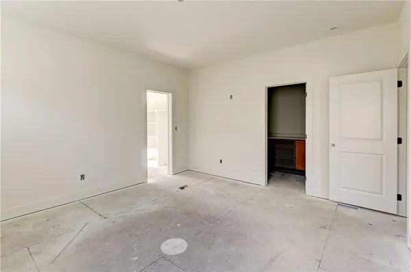 $549,900 | 6410 Northwest 98th Street, Kansas City, MO 64154