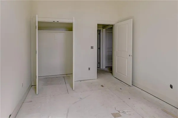 $549,900 | 6410 Northwest 98th Street, Kansas City, MO 64154