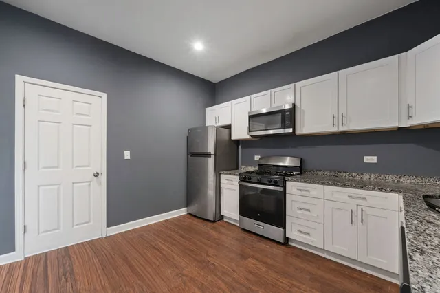 $379,000 | 7214 South St Lawrence Avenue, Chicago, IL 60619