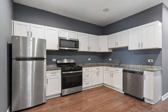 $379,000 | 7214 South St Lawrence Avenue, Chicago, IL 60619