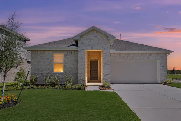 $289,000 | 444 East Rose Marie Lane, Montgomery, TX 77356