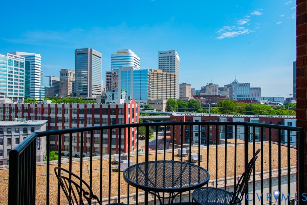 1101 Haxall Point, Unit U711 Richmond, VA 23219 - Photo 43 of 47 a view of a balcony with city skyline