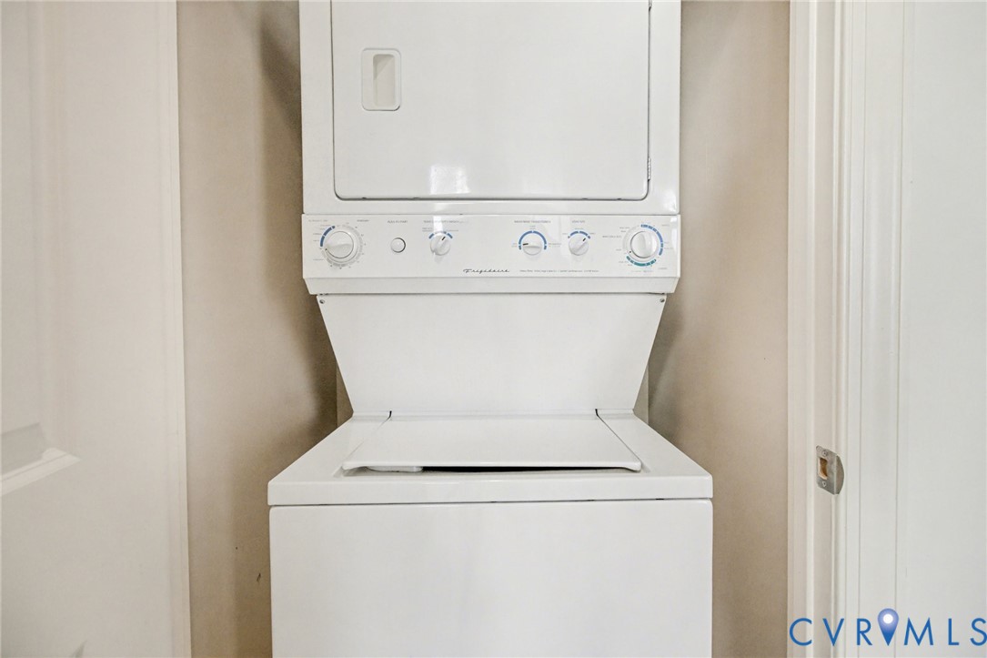 1101 Haxall Point, Unit U711 Richmond, VA 23219 - Photo 10 of 47 a close up view of washer and dryer