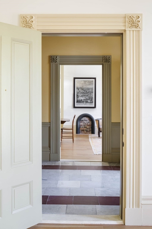 10 Linwood Street Boston, MA 02119 - Photo 16 of 33 a picture of a mirror