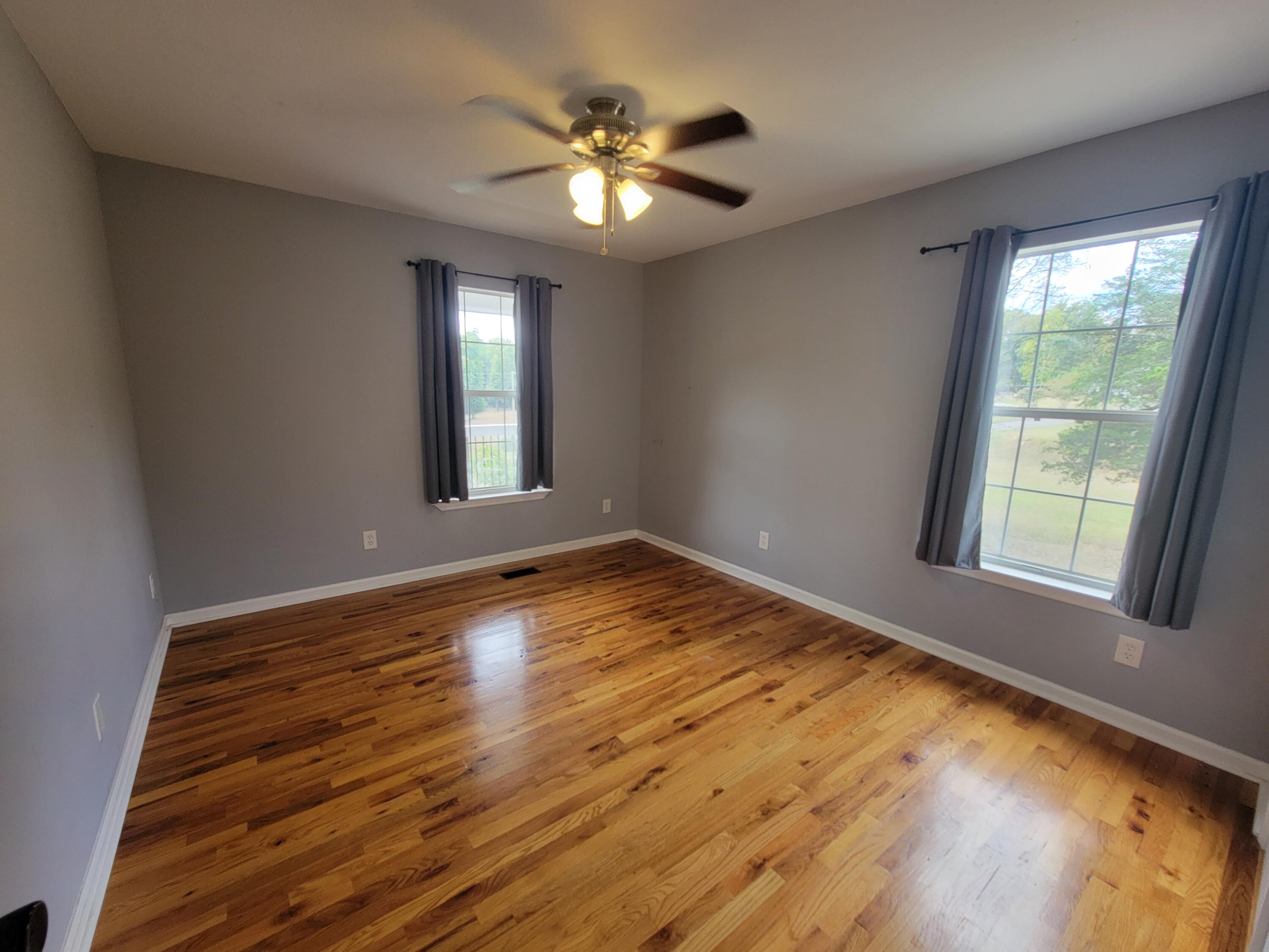 17 Jessica Street Chickamauga, GA 30707 - Photo 8 of 14 20240923_121256