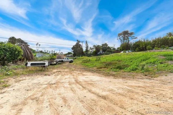 $530,000 | 527 Ocean View Avenue, Encinitas, CA 92024