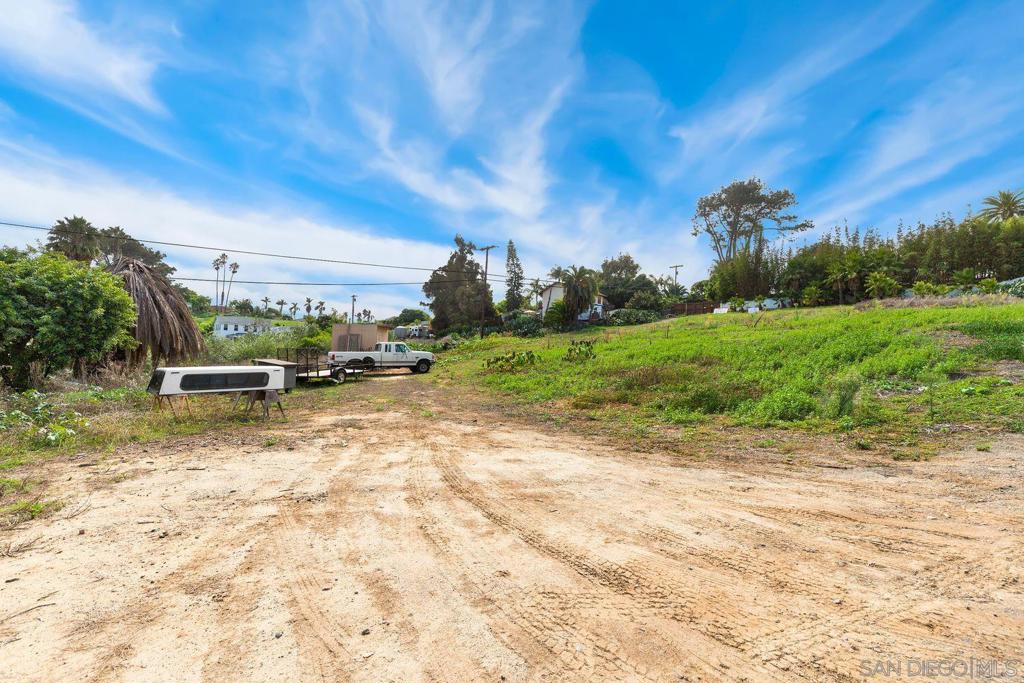 527 Ocean View Avenue Encinitas, CA 92024 - Photo 15 of 15