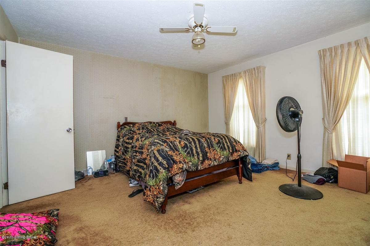 6611 Hollow Tree Road Louisville, KY 40228 - Photo 13 of 47 Master Bedroom