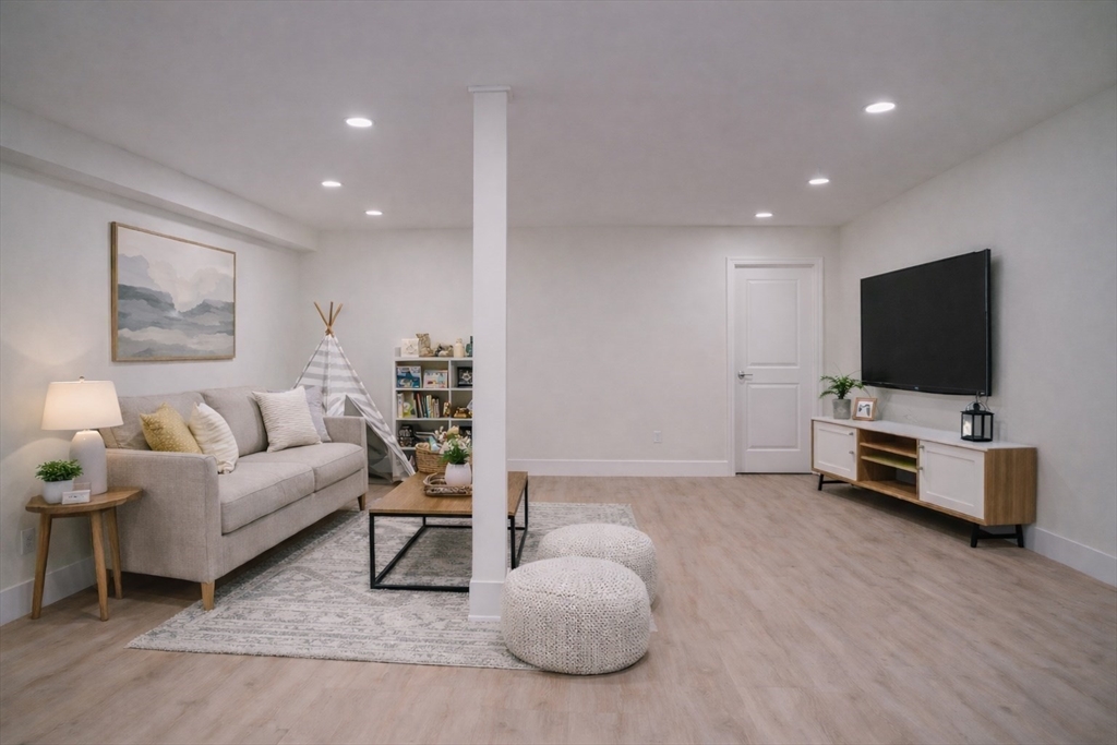 281 Forest Street Arlington, MA 02474 - Photo 16 of 24