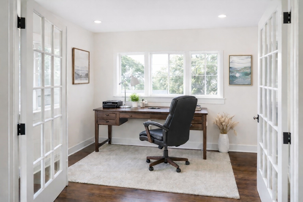 281 Forest Street Arlington, MA 02474 - Photo 9 of 24