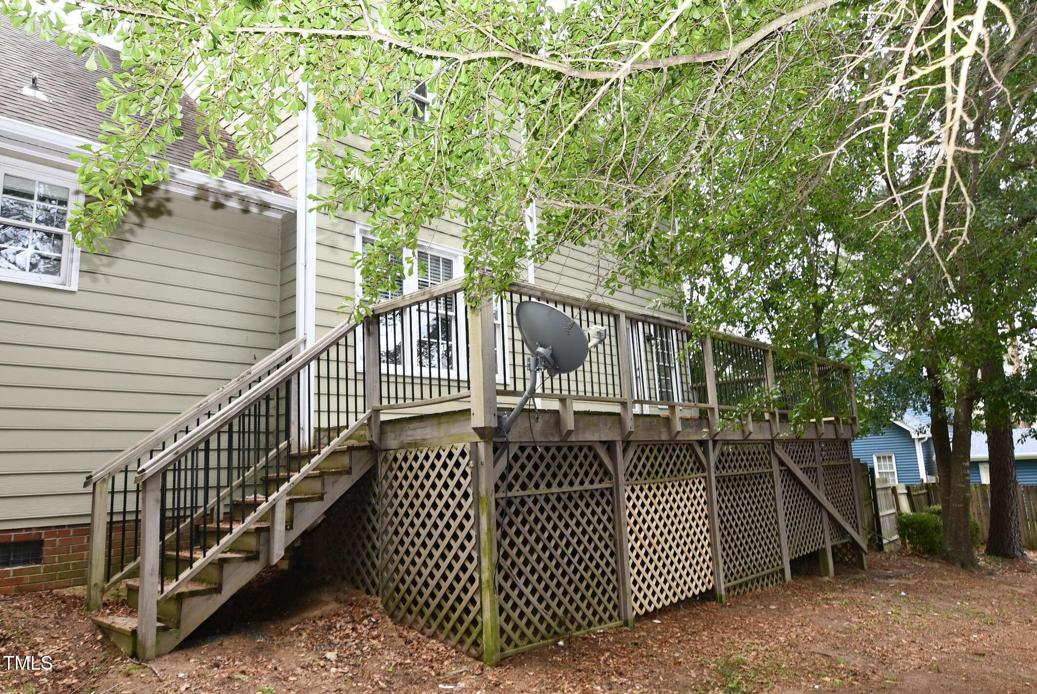 3209 Leebrook Road Raleigh, NC 27616 - Photo 23 of 30 Rear deck