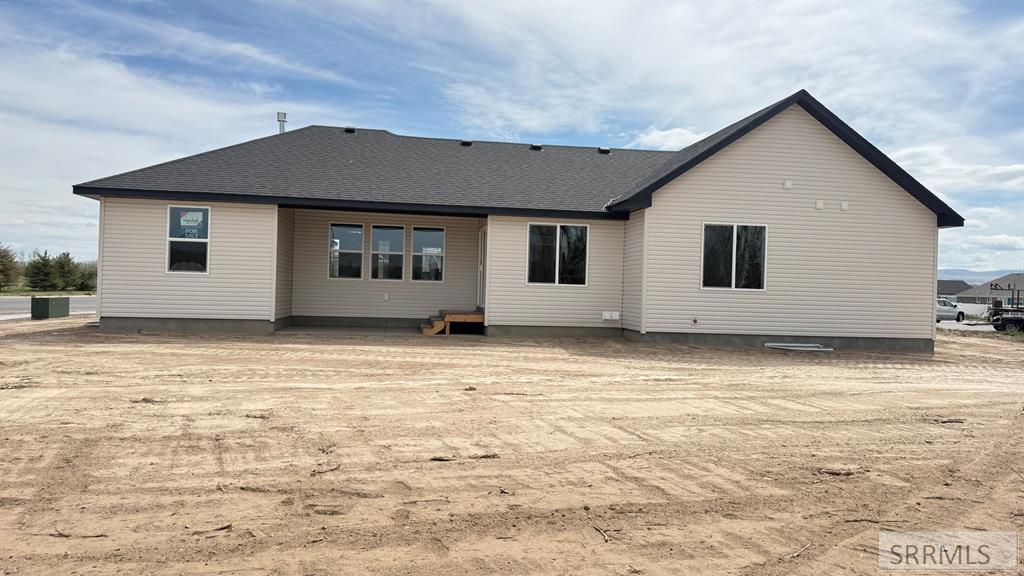 5446 Rip Tideroad Idaho Falls Idaho Falls, ID 83404 - Photo 4 of 42