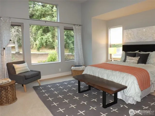 $4,100 | 8401 130th Place Southeast, Unit B104, Newcastle, WA 98056