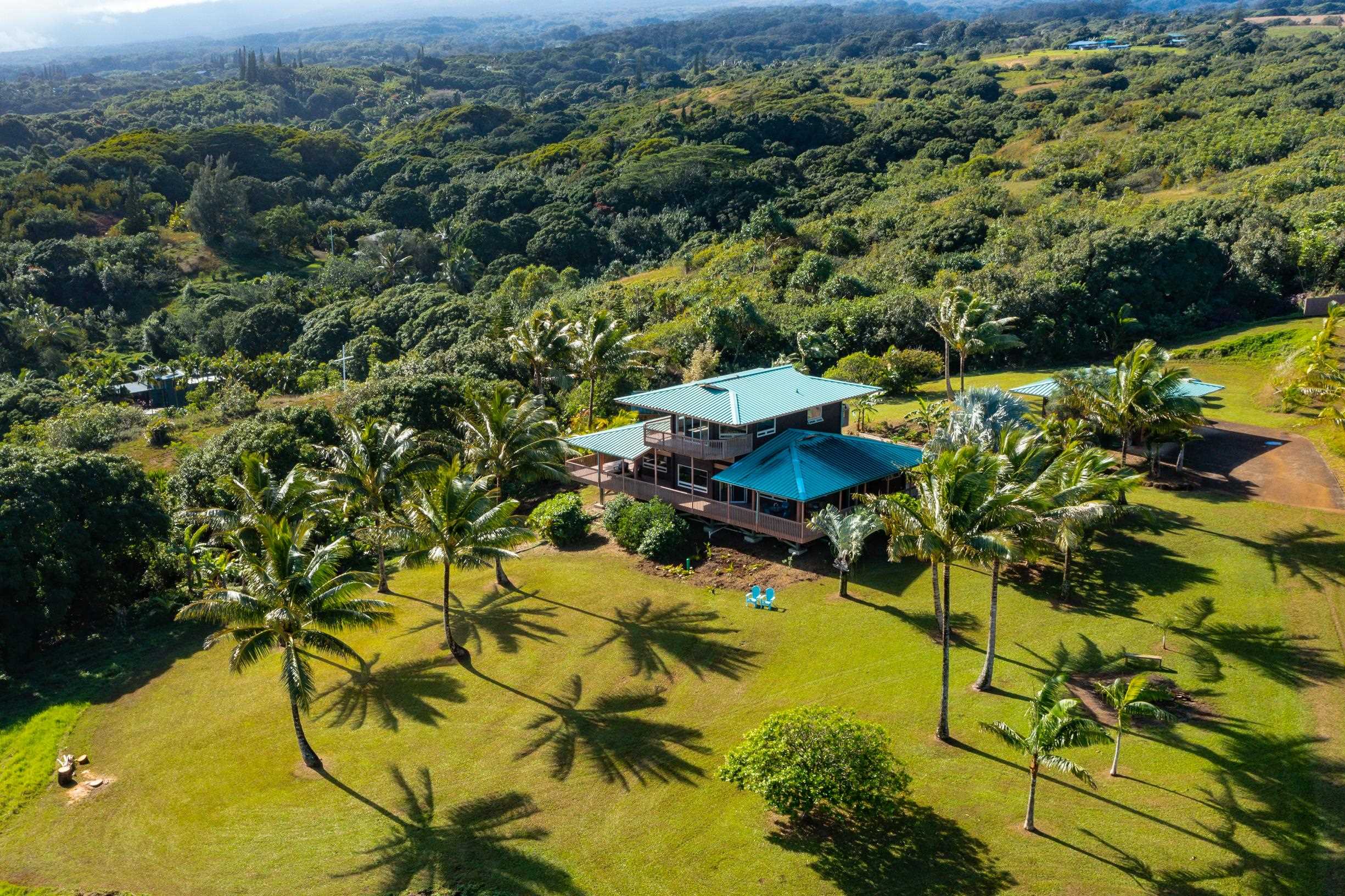 a view of an outdoor space and a yard