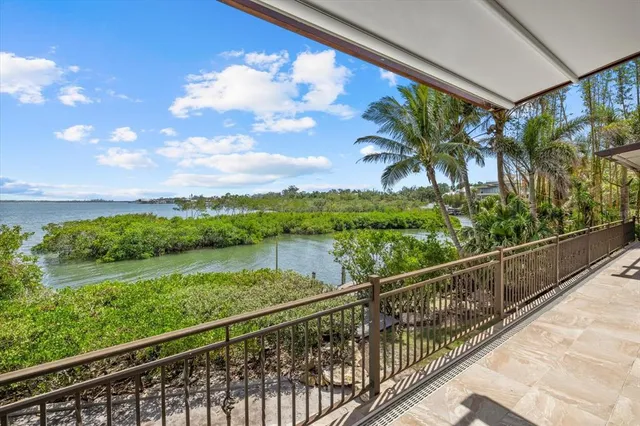 $4,499,000 | 1364 Point Crisp Road, Sarasota, FL 34242