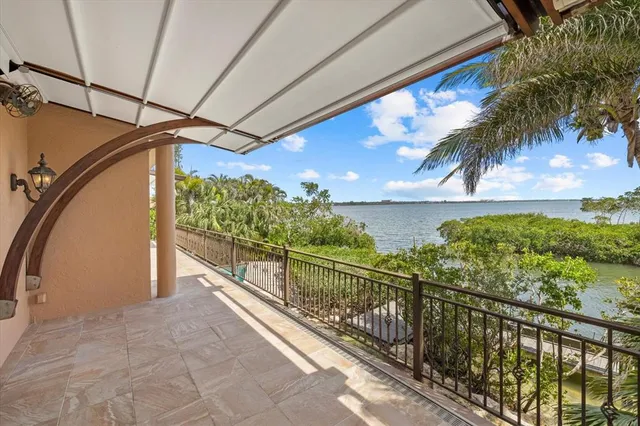$4,499,000 | 1364 Point Crisp Road, Sarasota, FL 34242