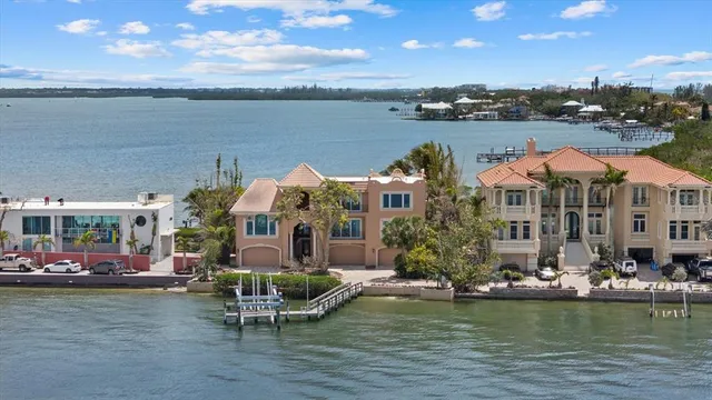 $4,499,000 | 1364 Point Crisp Road, Sarasota, FL 34242