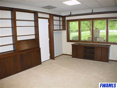 8106 Fritz Road Fort Wayne, IN 46818 - Photo 5 of 20